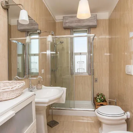 Regina Terrace By Thepuglia Apartment *