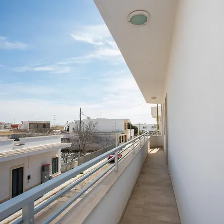 Regina Terrace By Thepuglia * Torre Lapillo