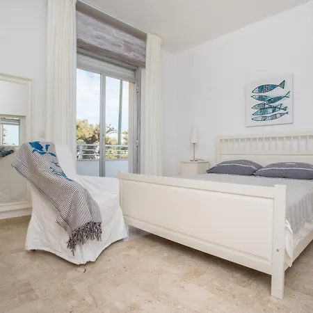 Regina Terrace By Thepuglia
