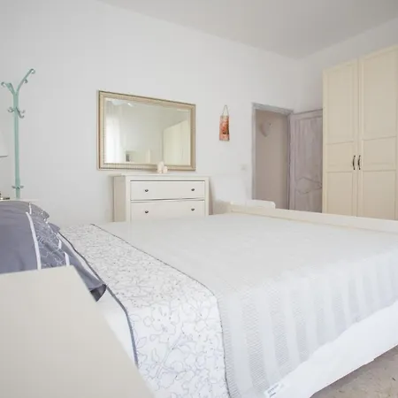 Regina Terrace By Thepuglia