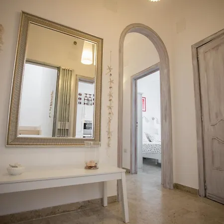 Regina Terrace Апартаменты Торре-Лапилло