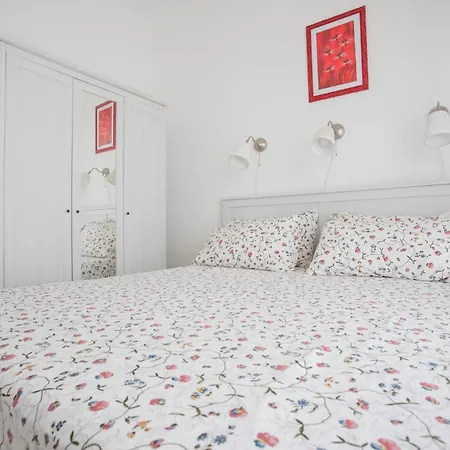 Апартаменты Regina Terrace Торре-Лапилло