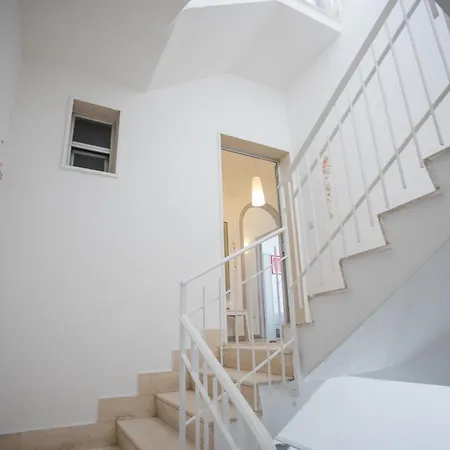 Regina Terrace Апартаменты Торре-Лапилло