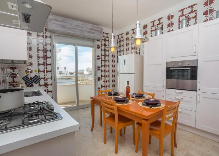 Regina Terrace 公寓 托雷拉皮罗